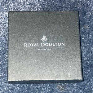 2005 Royal DOULTON